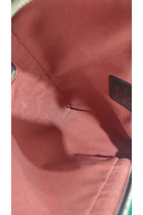 LOUIS VUITTONのヨシヅヤ　蟹江