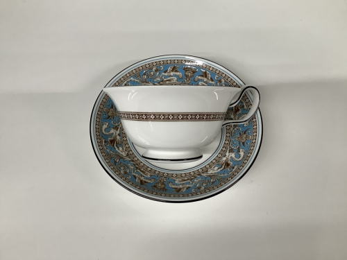 カップ&ソーサーのWEDGWOOD