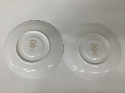 Noritakeの浅めのカップ