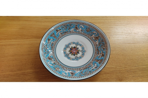 WEDGWOODの愛知蟹江