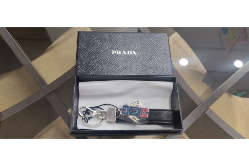 PRADAの愛知蟹江
