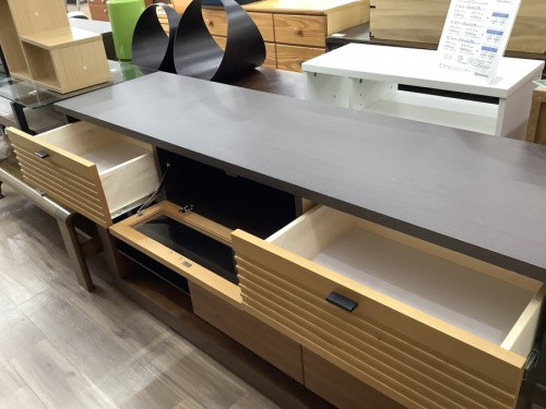 ローボード・テレビ台のテレビボード