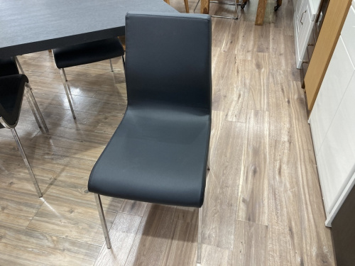 ダイニングテーブルの中古家具買取