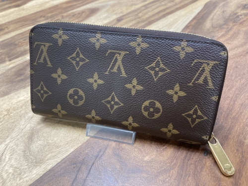 ブランド・ラグジュアリーのLOUIS VUITTON