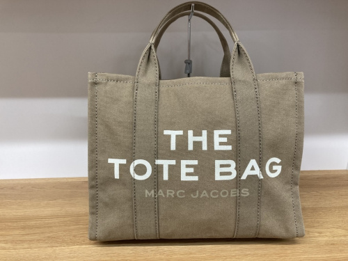 マークジェイコブスのMARC JACOBS