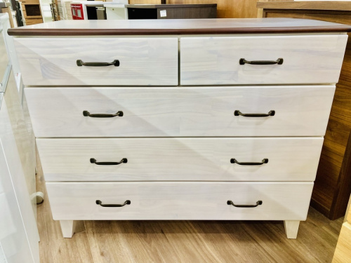 家具のチェスト
