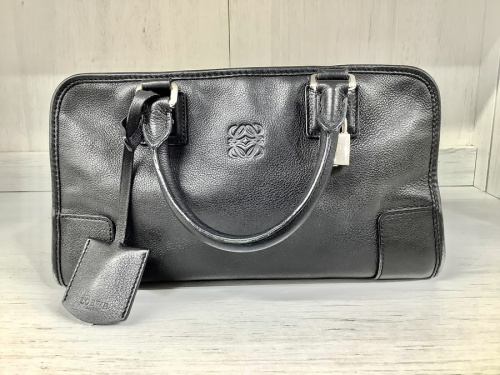 バッグのLOEWE