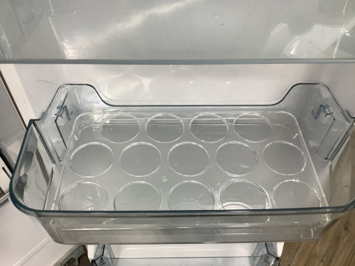 6ドア冷蔵庫のHITACHI