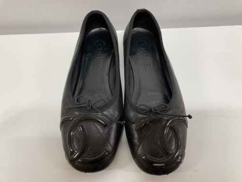 フラットシューズのCHANEL シャネル　販売買取