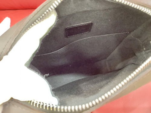 ショルダーバッグのLOUIS VUITTON