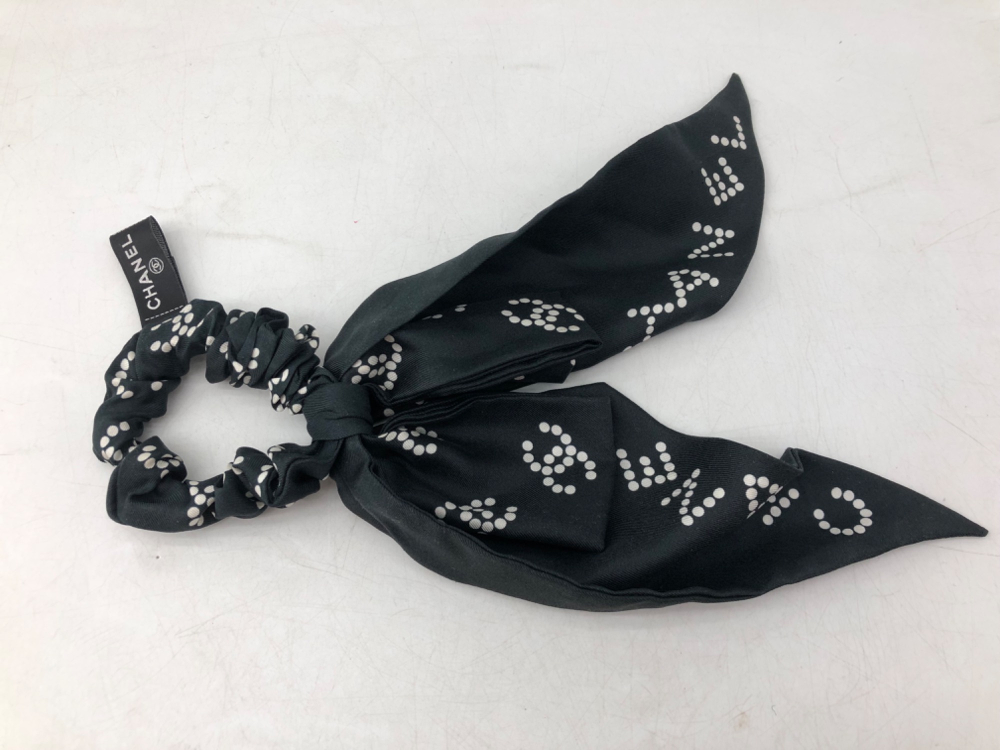 ☆入手困難☆ CHANEL シャネル シュシュ CHANEL - シャネル レザーシュシュ レア品の通販 by satominshop