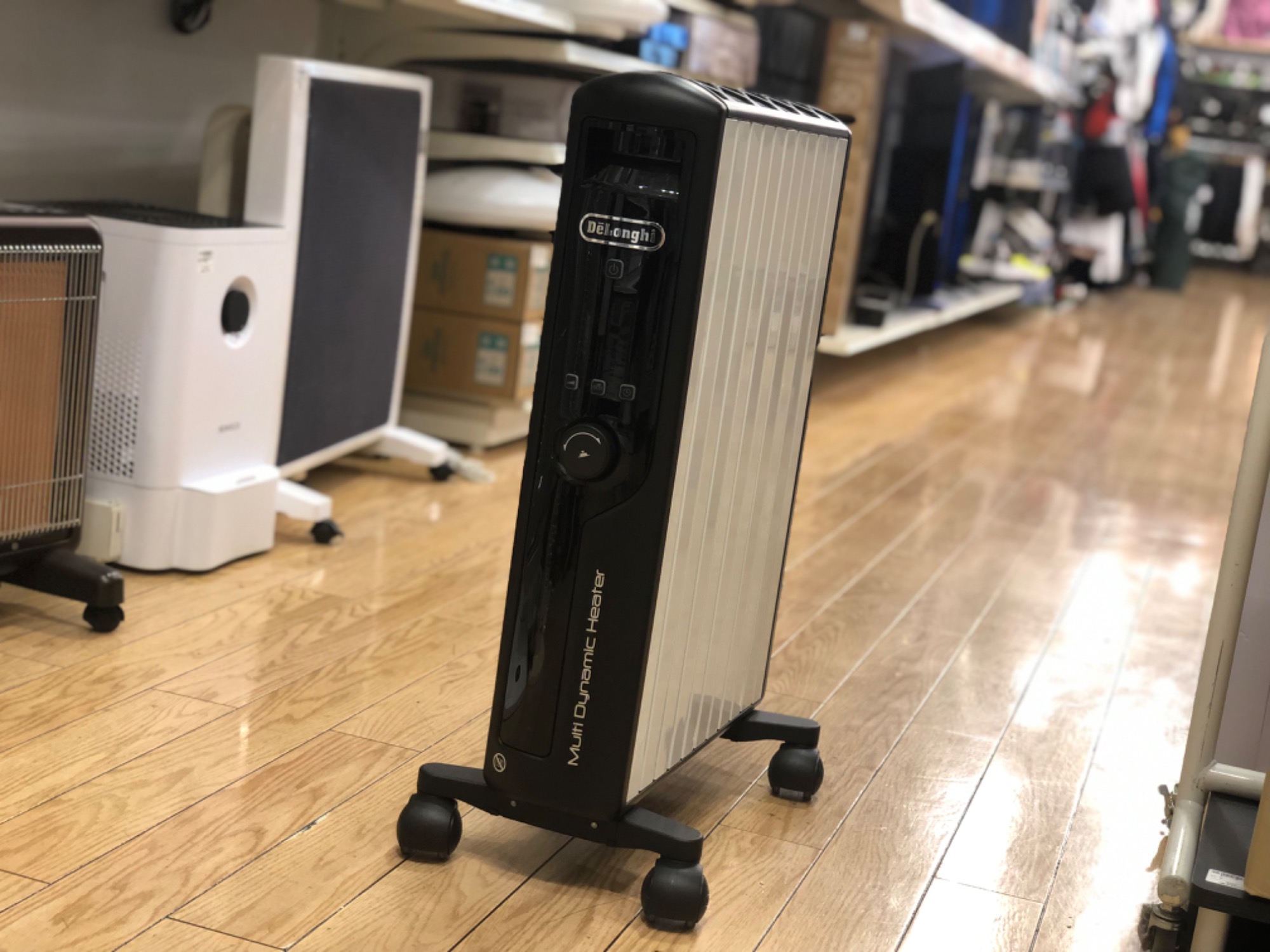 DeLonghi(デロンギ)のオイルヒーターを買取入荷しましたのでご紹介し