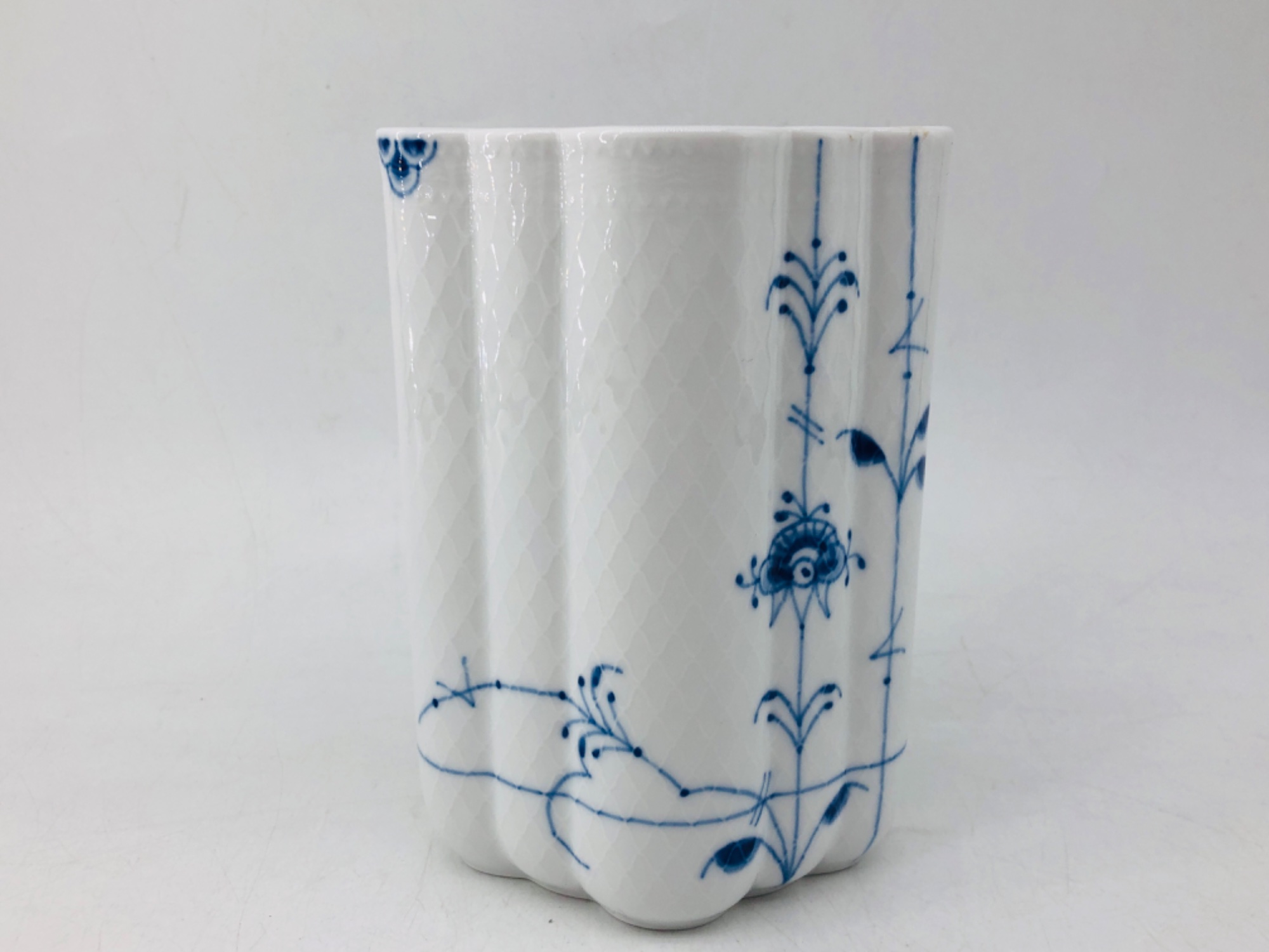 Royal Copenhagen(ロイヤルコペンハーゲン)の花瓶を買取入荷しました