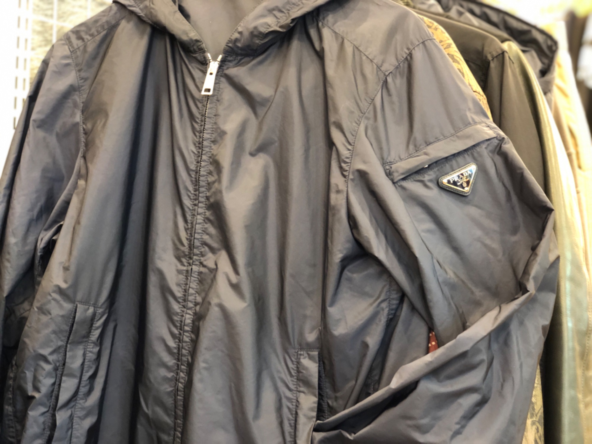 PRADA SPORTS / プラダスポーツ】フーデッドナイロンジャケット｜街着
