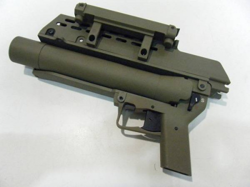 モデルガンのトイガン