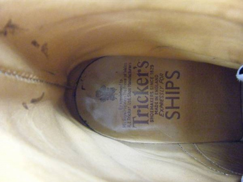 トリッカーズのカントリーブーツ