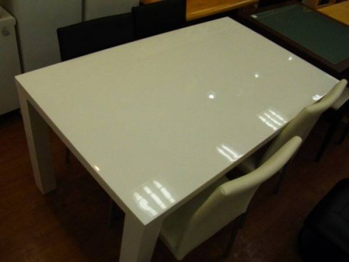 ダイニングセットの上尾家具