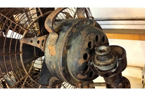 レトロ雑貨の扇風機