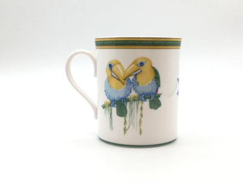 雑貨の洋食器　トゥカン