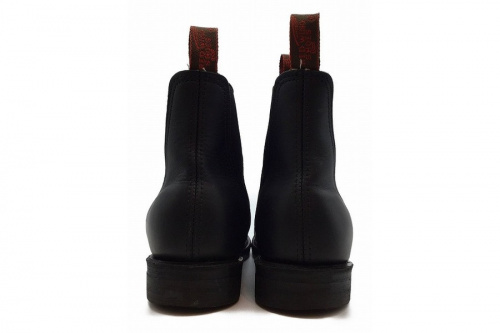 サイドゴアブーツのRED WING