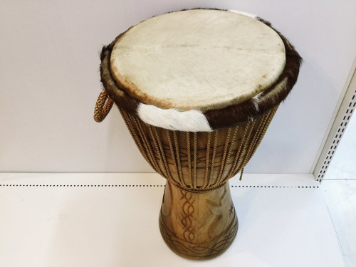 楽器のフィギュア
