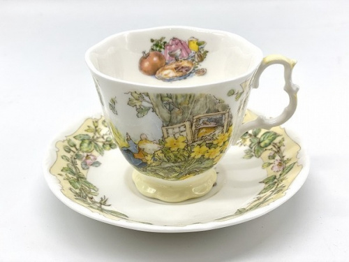 カップ&ソーサーのRoyal Doulton