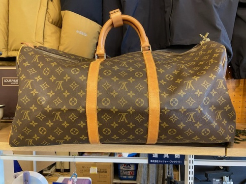 バッグのトラベルバッグ