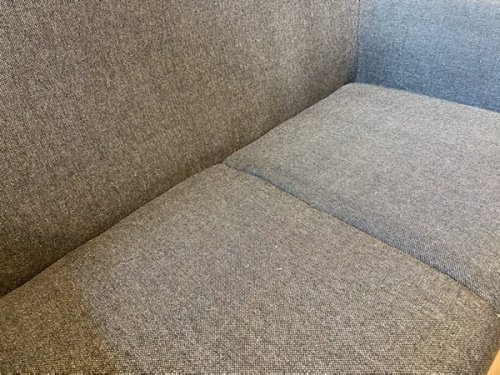 ソファーの2人掛けソファー