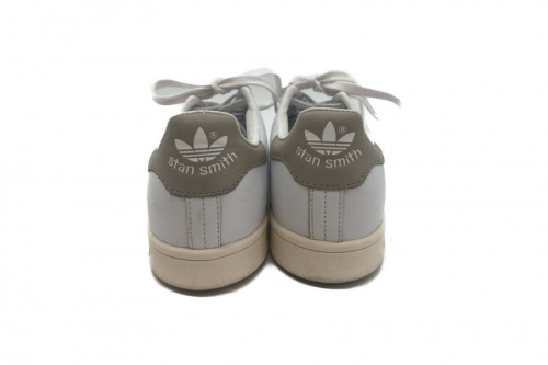 adidas アディダスのSTAN SMITH　スタンスミス