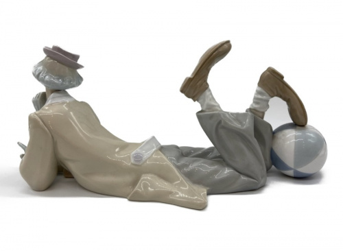 インテリア小物のフィギュリン