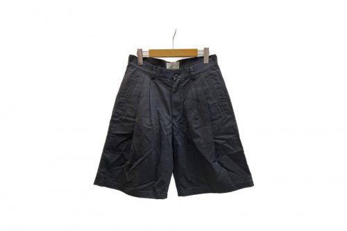 パンツのブロンコショーツ