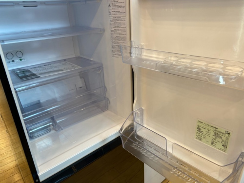 冷蔵庫の2ドア冷蔵庫