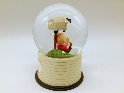 でっかいガチャピンのHALLMARK