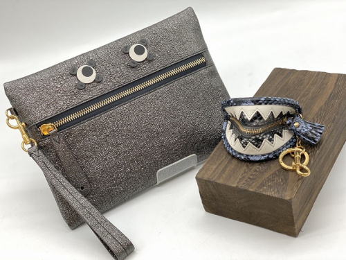 バッグ・財布のポーチ