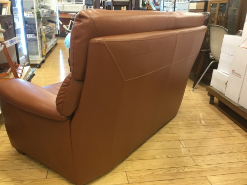 2人掛けソファーのブラウン