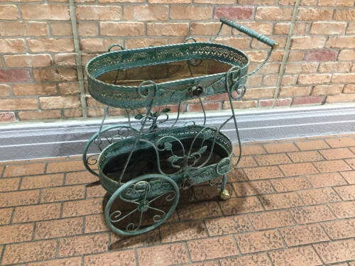 収納家具の万能収納