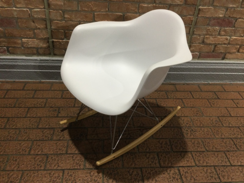 生活家具のイームズ