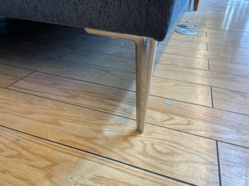 2人掛けソファーの生活家具