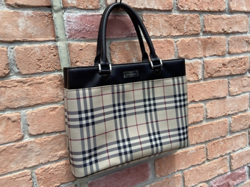 バッグのBURBERRY バーバリー