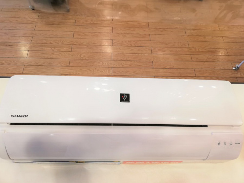 エアコンの壁掛けエアコン