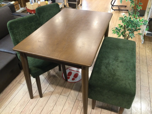 家具のダイニングセット
