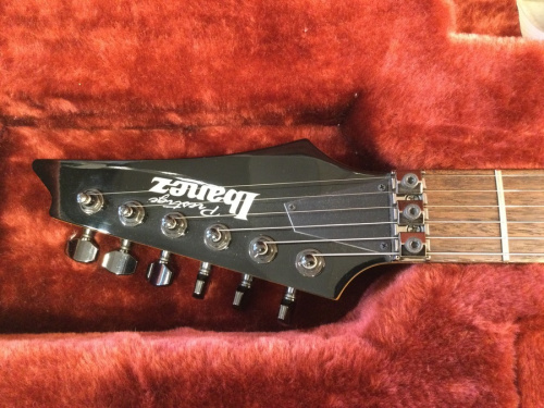 エレキギターのibanez