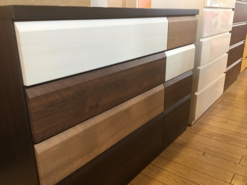 収納家具のチェスト