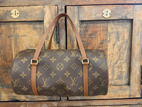 埼玉　ブランドのモノグラム