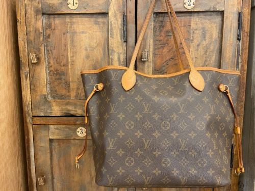 埼玉　ブランドのモノグラム