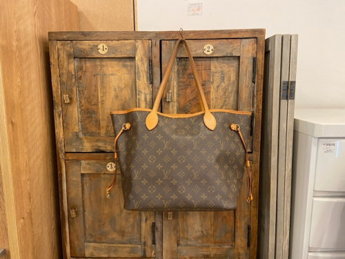 モノグラムのLOUIS VUITTON