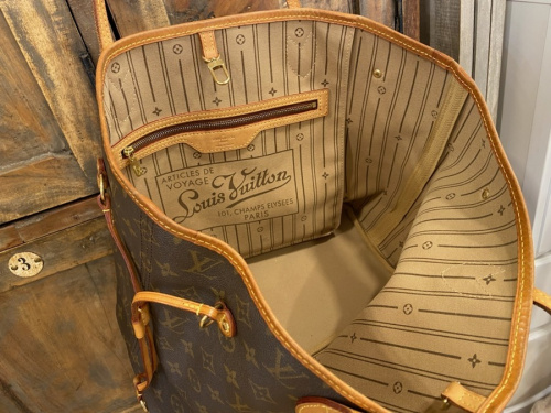 LOUIS VUITTONのルイヴィトン