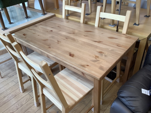 家具のダイニングセット