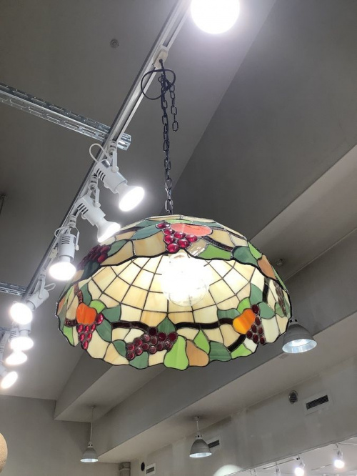 ステンドグラス照明のTiffany stained house