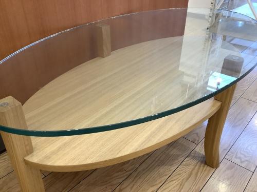 テーブルのFrancfranc